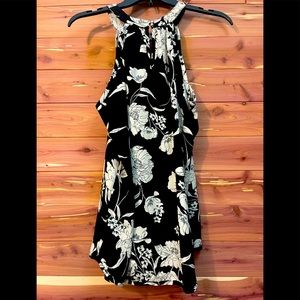 Sleeveless top